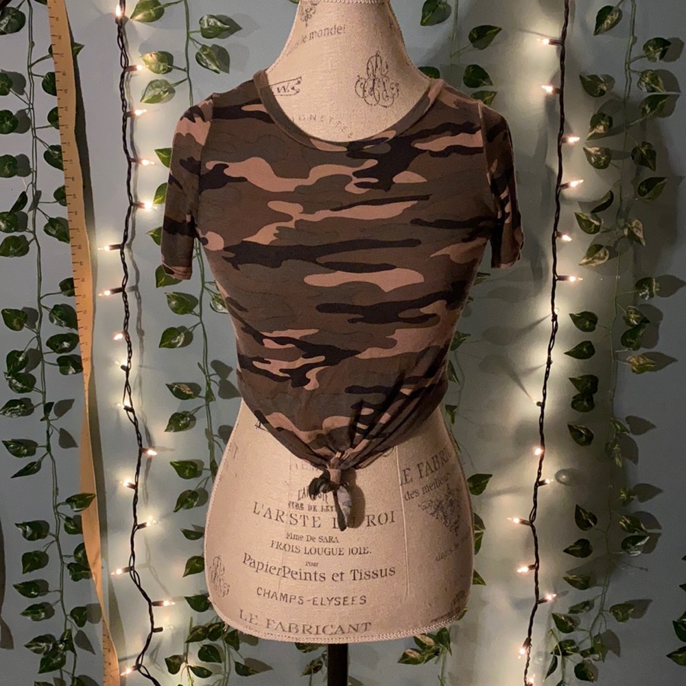 Camo tee